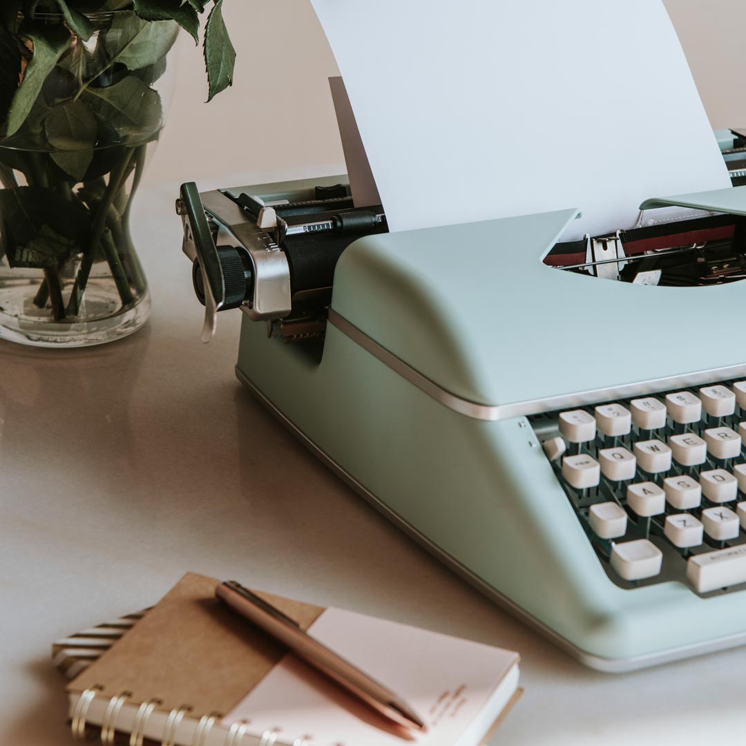 vintage-pastel-typewriter-2022-12-16-00-21-52-utc.jpg